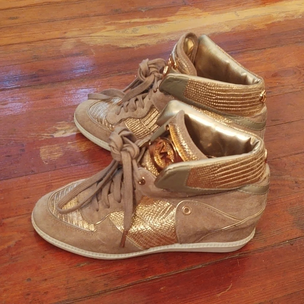 Michael Kors Nikko Wedge High Top Suede Sneakers Sz 8.5 - Picture 5 of 9